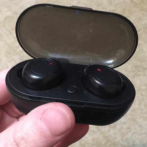 wireless Bluetooth earbuds 